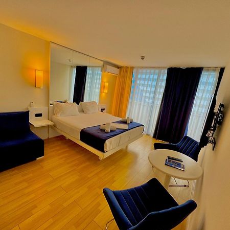 Vip Aparthotel Orbi City Sea View Батуми Экстерьер фото