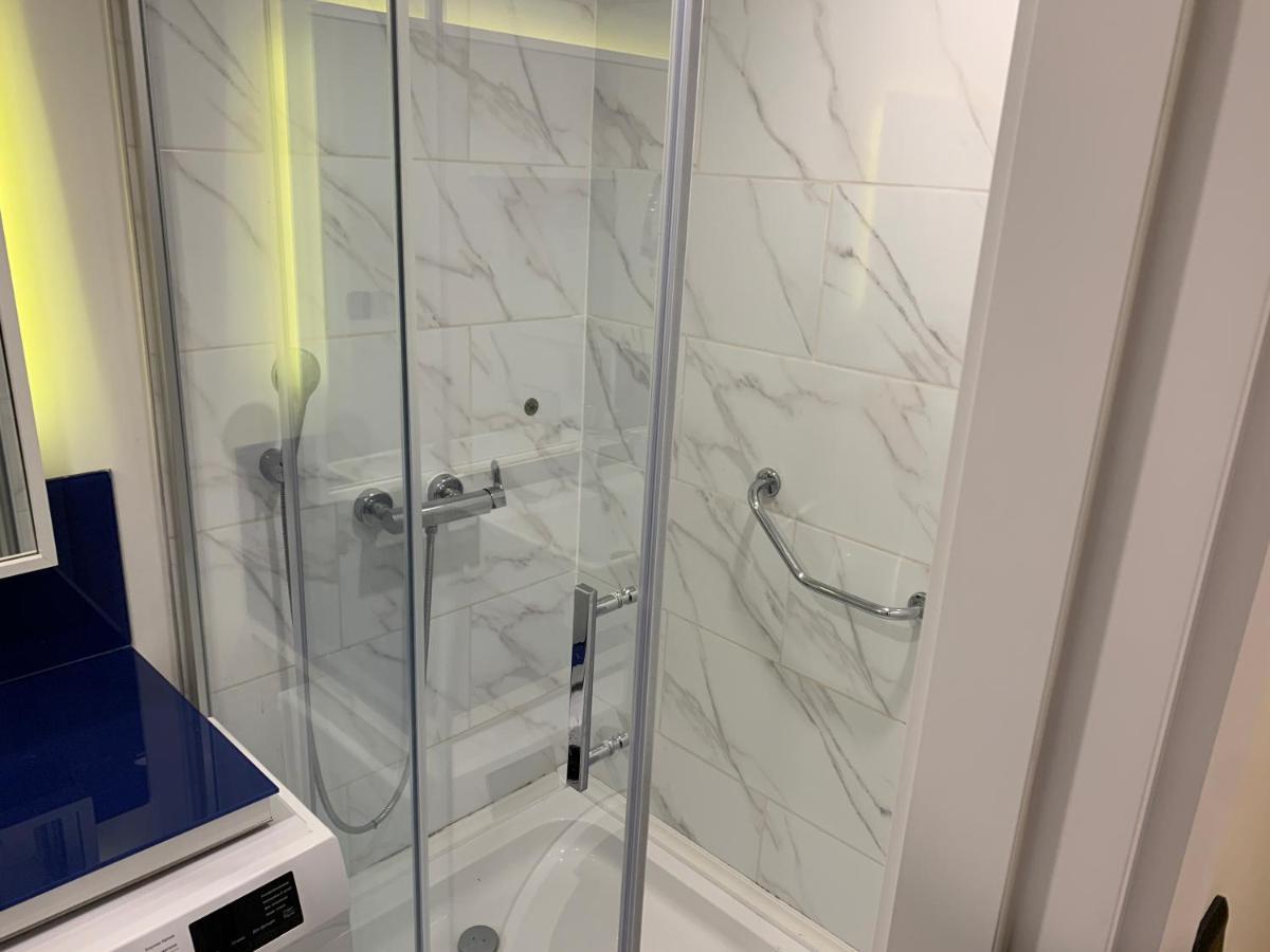 Vip Aparthotel Orbi City Sea View Батуми Экстерьер фото