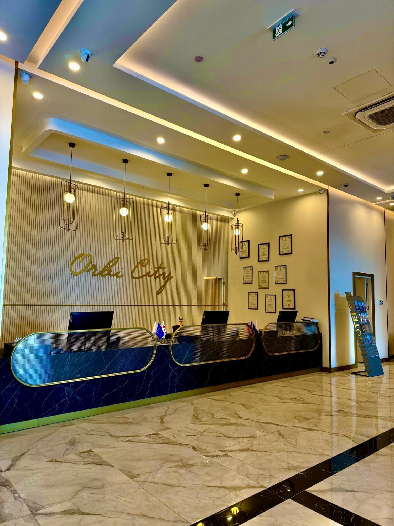 Vip Aparthotel Orbi City Sea View Батуми Экстерьер фото